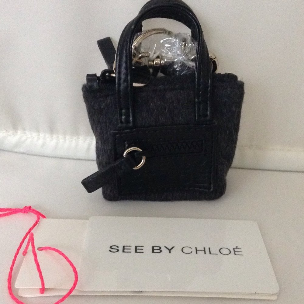 SEE BY CHLOE Bliss Porte Clef Tote Bag Black